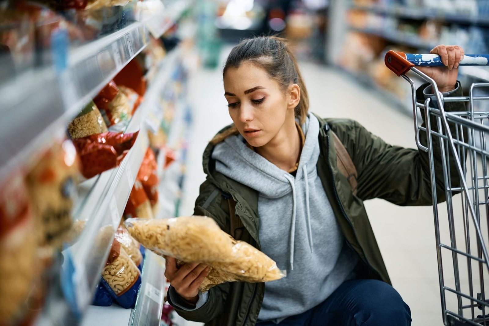 How to read the nutritional information panel on the back side of packaged food products?